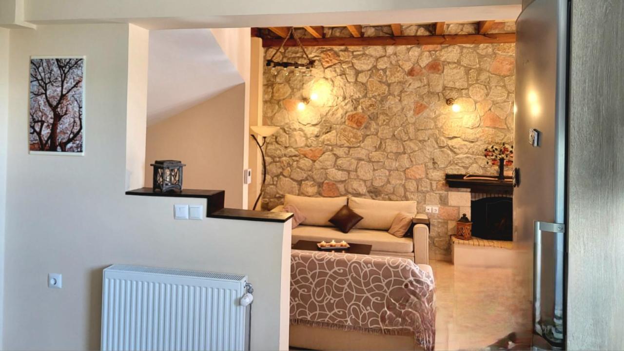 Τα Πέτρινα Στο Σκεπαστό Villa Kalavryta Dış mekan fotoğraf