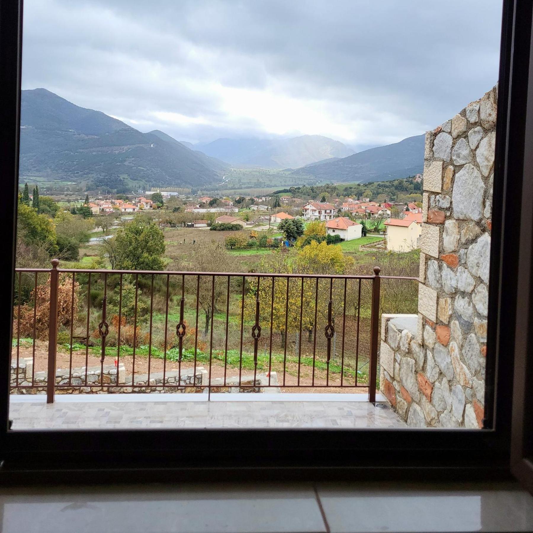 Τα Πέτρινα Στο Σκεπαστό Villa Kalavryta Dış mekan fotoğraf